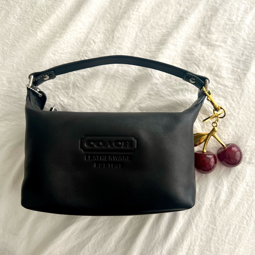 👑✅PRICE FIRM✅Small Coach Genuine Soft Black Leather Hand Bag - Picture 3 of 15